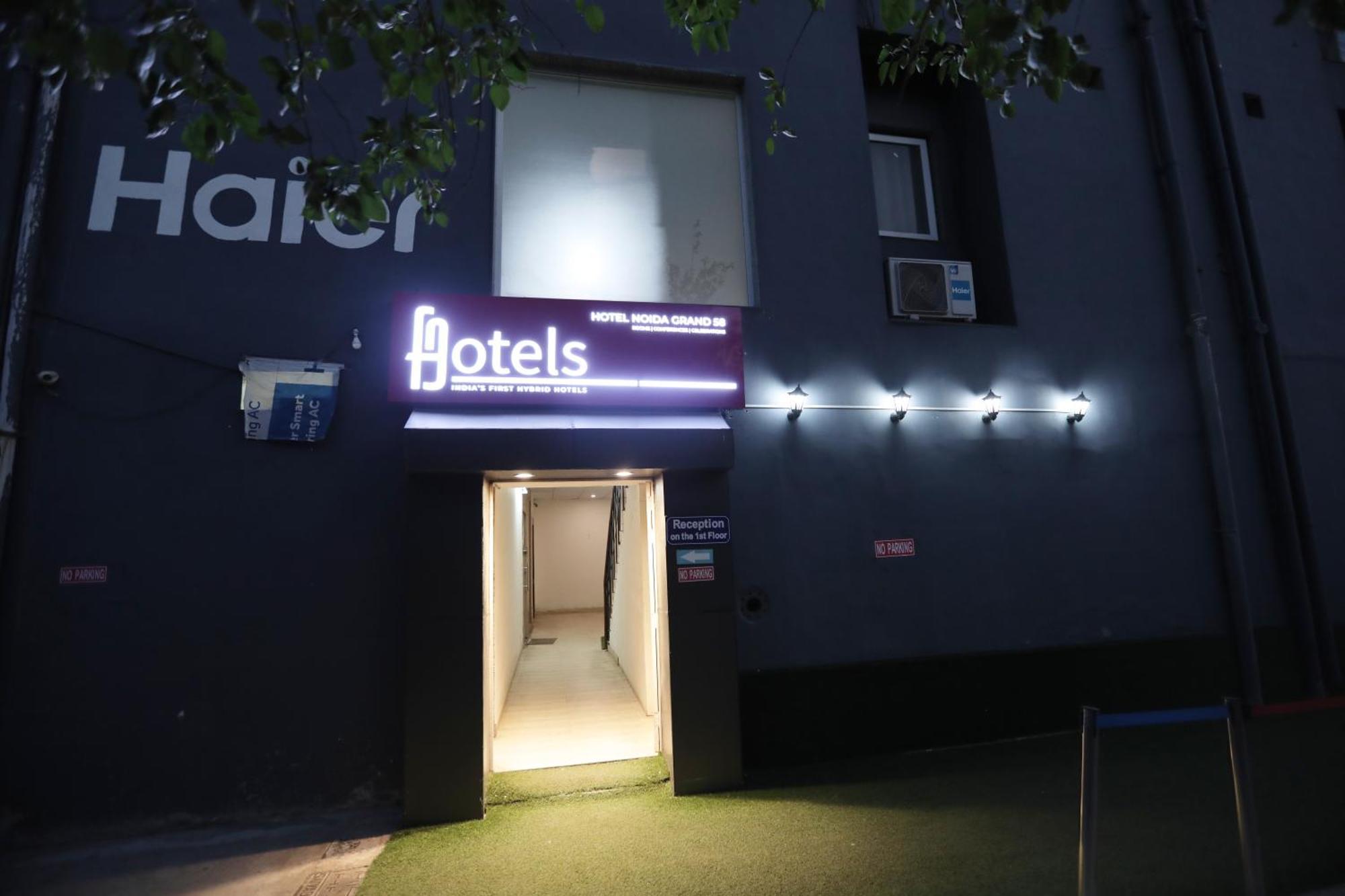 Hotel Noida Grand Sec 58 エクステリア 写真